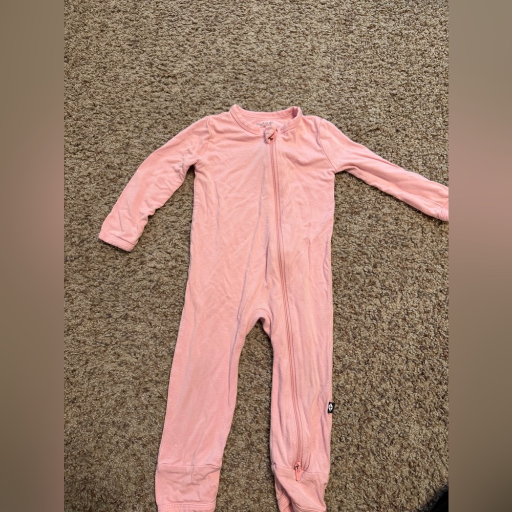 Kyte baby footless sleeper 6-12 months